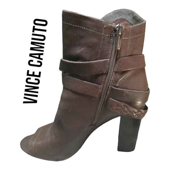 Vince Camuto Shoes - Vince Camuto Peep Toe Brown Leather Ankle Booties Size 8 EUC